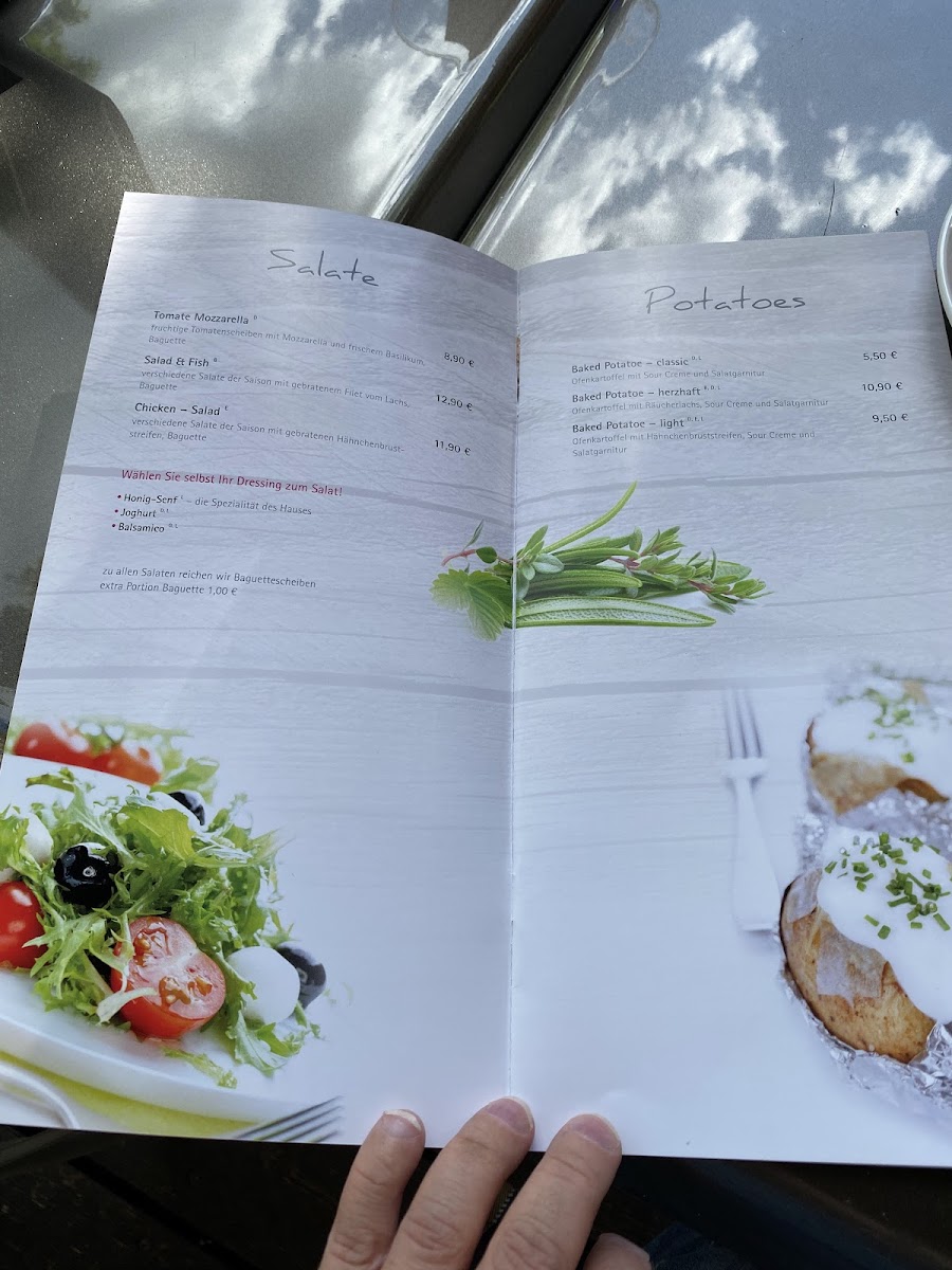 Menu Photo 9